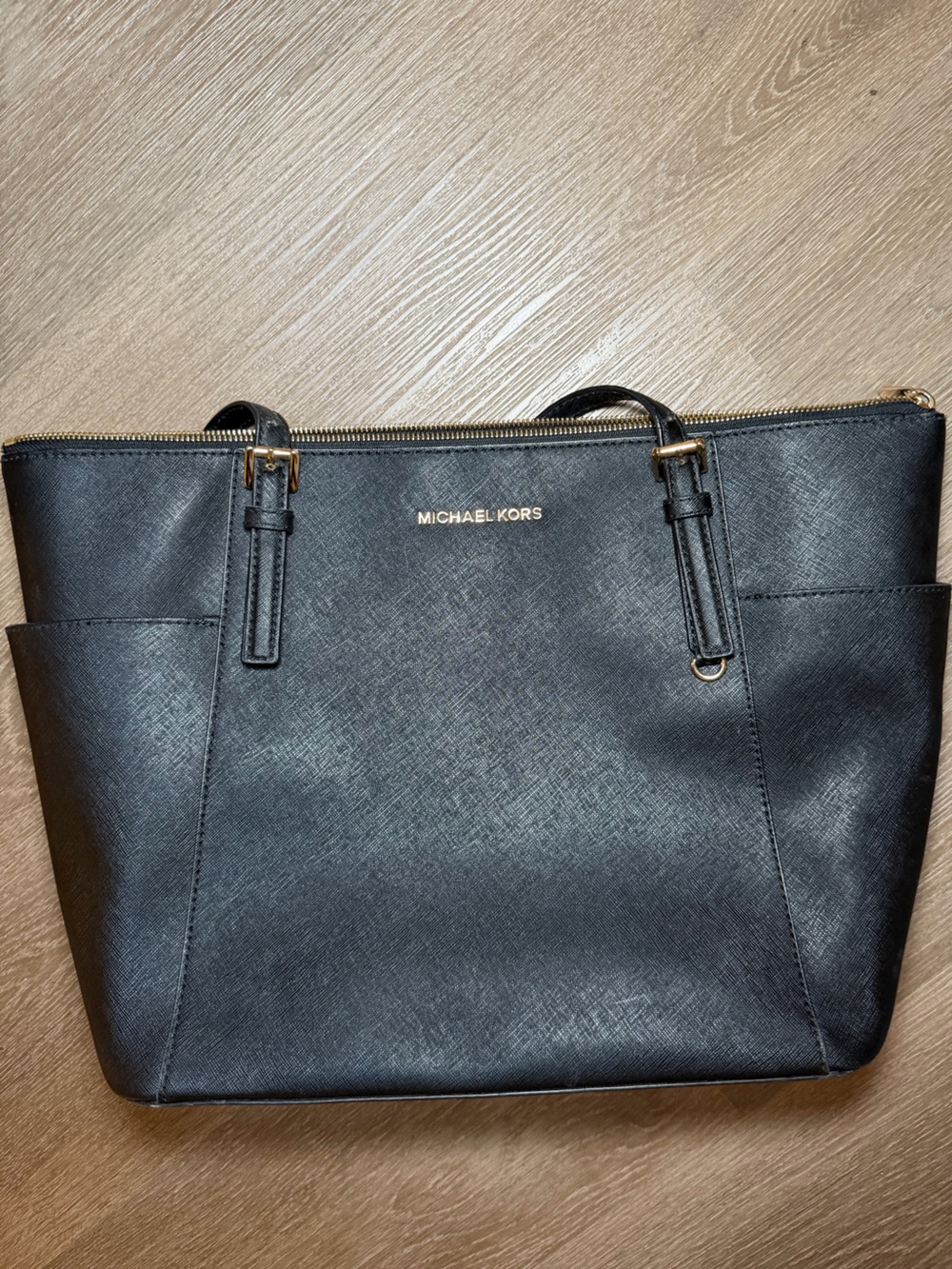 Michael Kors Black Saffiano Leather Shoulder Tote with Gold Hardware - Picture 1 of 8